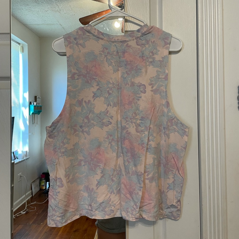 Fabletics Jade Muscle Tank - Picture 7 of 7